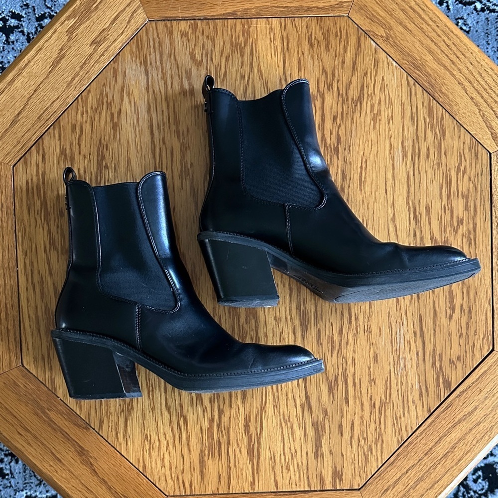 *SAM EDELMAN* Black Heeled Chelsea Mindy Boots Size 7 - Picture 4 of 14
